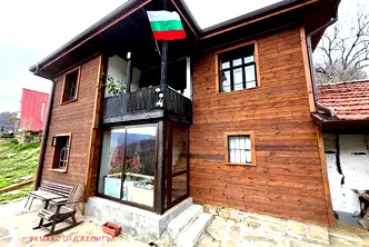 Къща във Велико Търново, с. Бояновци