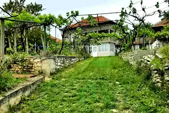 Къща в Плевен, с. Брестовец