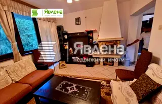 Къща в София, с. Бучин проход