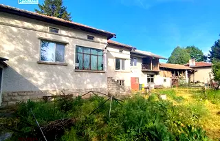 Къща в Търговище, с. Буховци