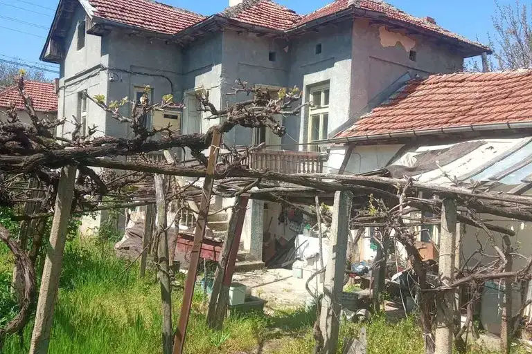 Къща в Плевен, с. Бъркач