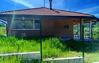 Къща в София, с. Бърложница