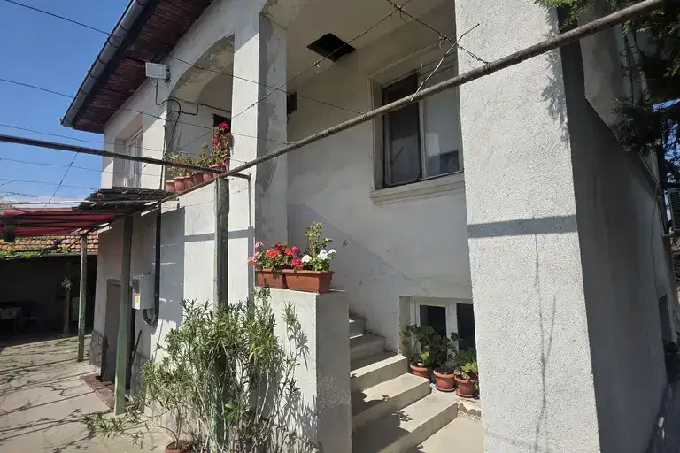 House in Oblast Plovdiv, Calapica