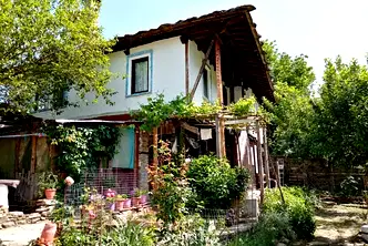 Къща в Габрово, с. Царева ливада