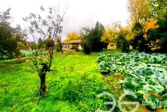 Къща във Варна, с. Царевци