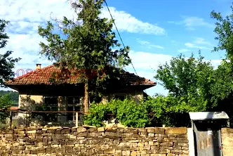 Къща във Велико Търново, с. Церова кория