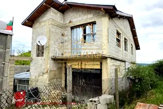 Къща във Варна, с. Чернево