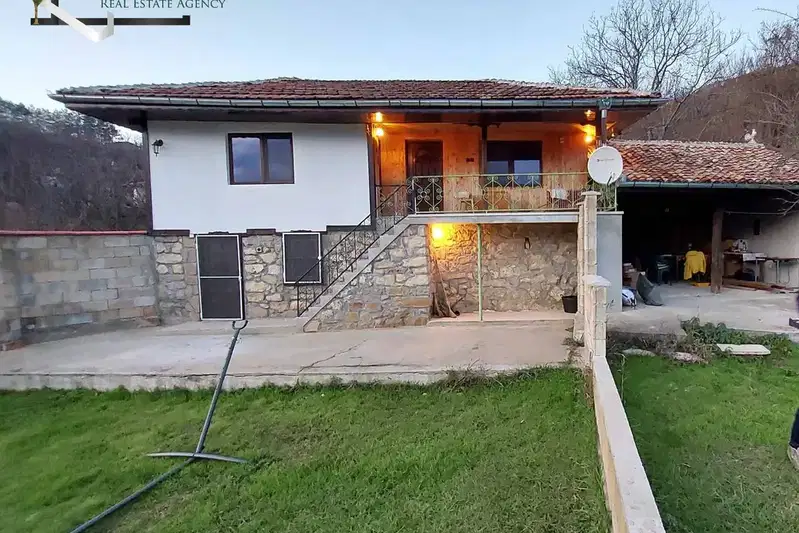 House in Oblast Shumen, Cherni Vryh