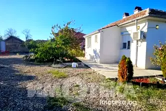 Къща в Пловдив, с. Черноземен
