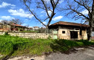 Къща в Русе, с. Червена вода