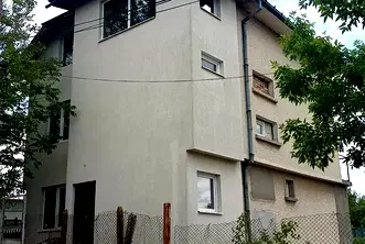Къща в Русе, с. Червена вода