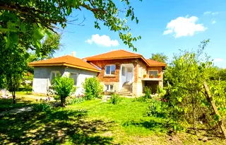 Къща във Варна, с. Червенци