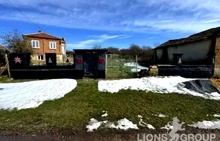 Къща във Варна, с. Червенци