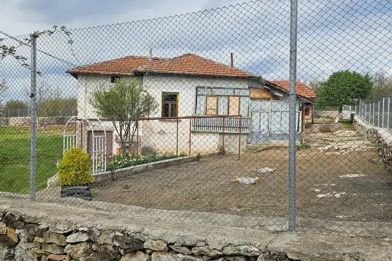 House in Vraca, Chiren