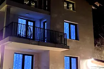 Къща в София, с. Чурек