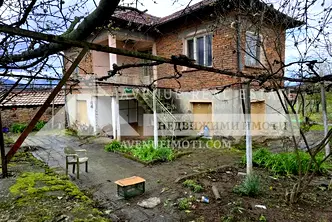 Къща в Пазарджик, с. Дебръщица