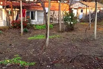 Къща в Ямбол, с. Джинот