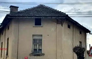 Къща във Враца, с. Добролево
