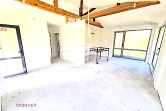 Къща във Варна, с. Долище
