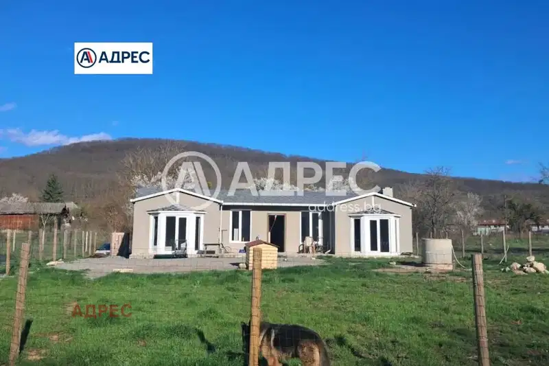 Къща във Варна, с. Долище