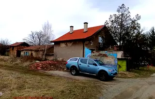 Къща в Перник, с. Долна Диканя