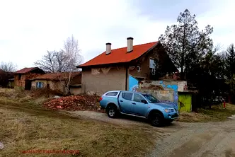 Къща в Перник, с. Долна Диканя