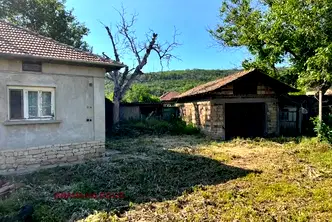 Къща във Велико Търново, с. Драганово