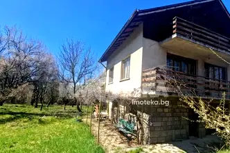 Къща в Перник, с. Драгичево
