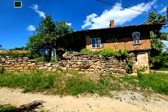 Къща във Велико Търново, с. Драгижево