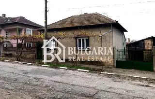 Къща във Велико Търново, с. Драгомирово