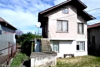 Къща в Перник, с. Друган