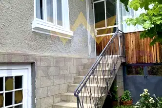 Къща във Варна, с. Дъбравино
