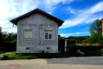 Къща в Ловеч, с. Дълбок дол