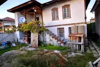 Къща в Пловдив, с. Дълбок извор