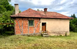 Къща в Перник, с. Егълница