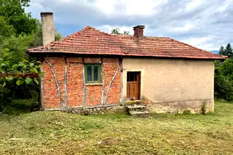 Къща в Перник, с. Егълница