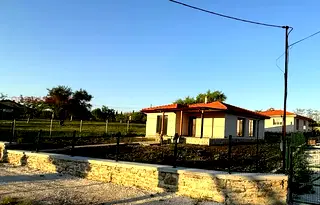 Къща в Добрич, с. Езерец