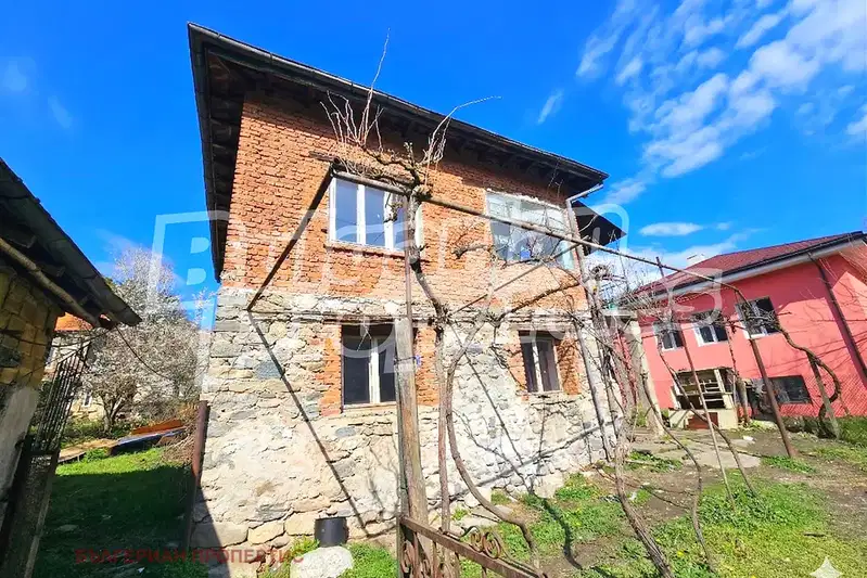 Къща в Пазарджик, с. Габровица