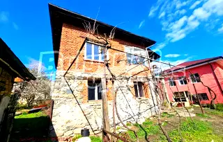 Къща в Пазарджик, с. Габровица