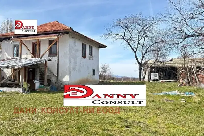 House in Oblast Gabrovo, с. Генчовци (Габрово)