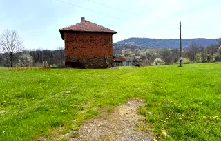 Къща в Ловеч, с. Голяма Желязна