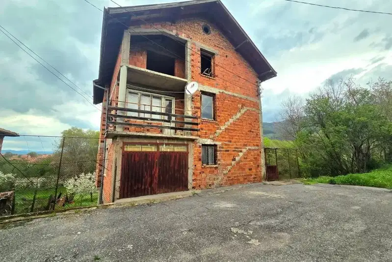 House in Oblast Kyustendil, Gorna Grashtica