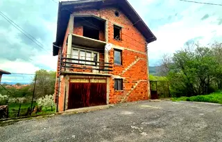 Къща в Кюстендил, с. Горна Гращица