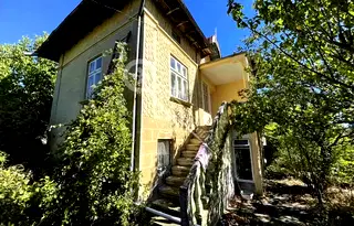 Къща във Велико Търново, с. Горна Липница
