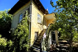 Къща във Велико Търново, с. Горна Липница