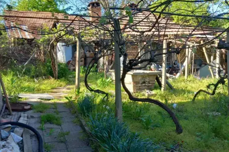 Къща във Велико Търново, с. Горна Липница