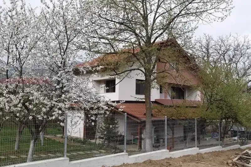 House in Oblast Montana, Gorna Luka