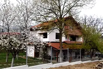 Къща в Монтана, с. Горна Лука