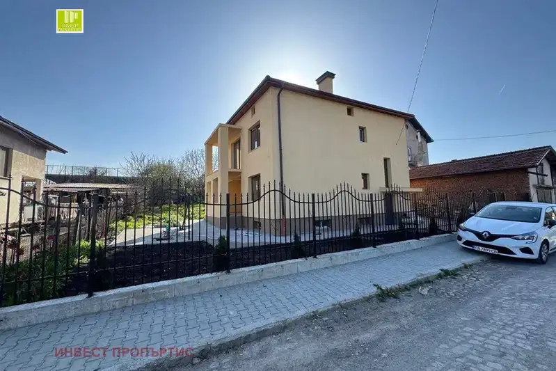 Къща в София, с. Горна Малина