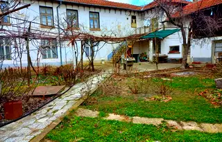 Къща в Плевен, с. Горни Дъбник